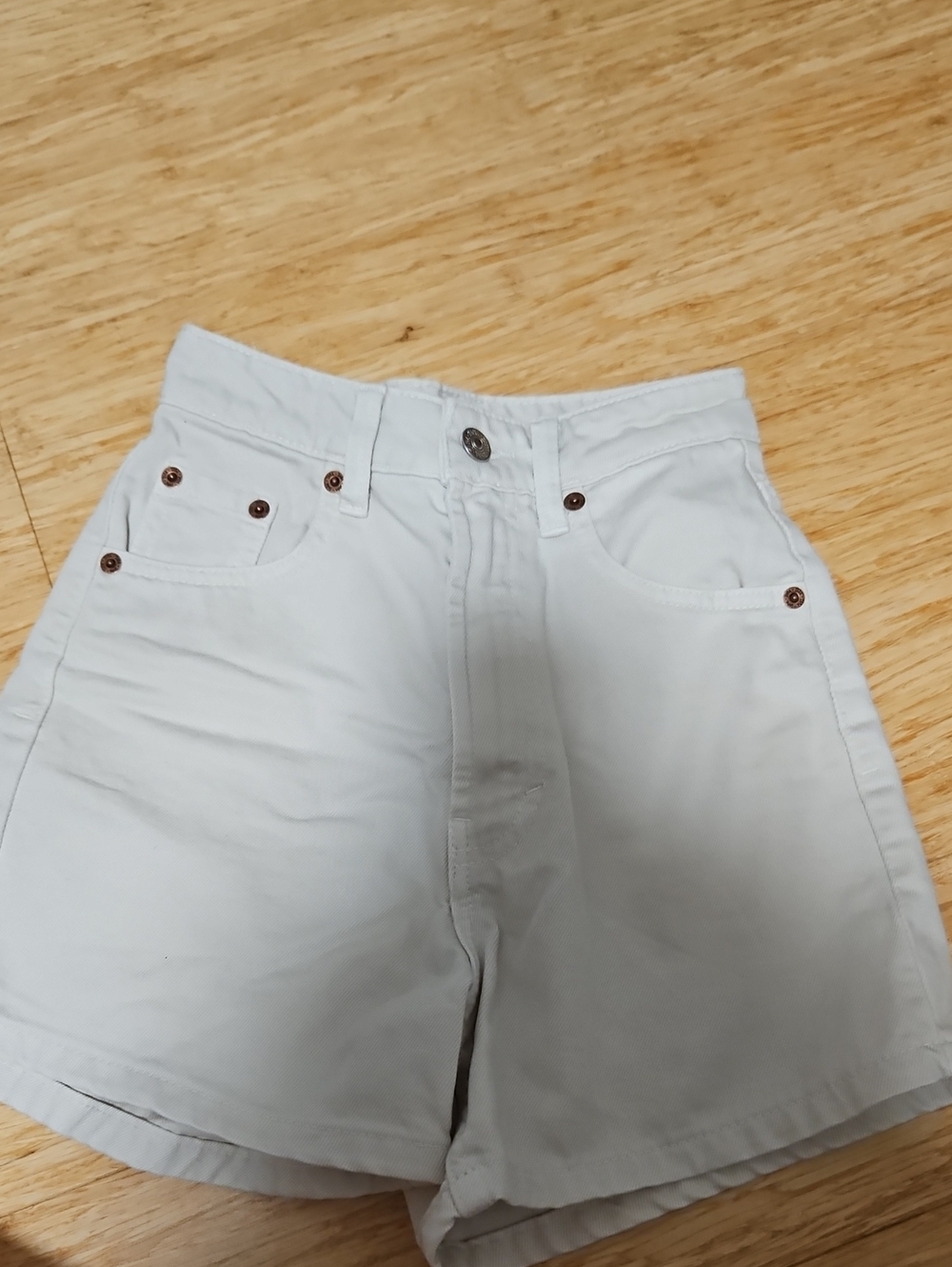 Zara Women’s Light Cream Color Cotton Flat Front Shorts